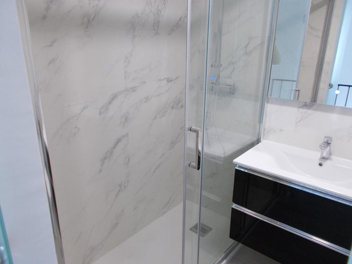 Skol 406a By Completely Appartement *